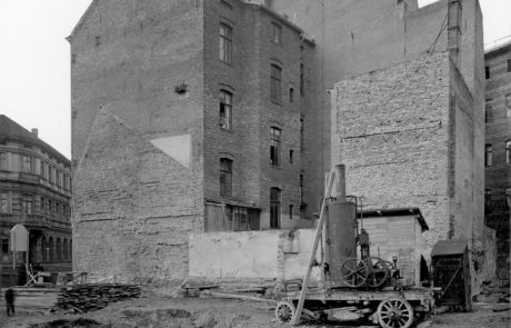 Bauplatz für das Stadtbad in der Schimmelstraße im Jahr 1913. Foto: Stadtarchiv Halle.